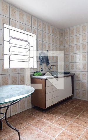 Casa à venda com 100m², 3 quartos e 1 vaga Casa à venda com 100m², 3 quartos e 1 vagaCozinha