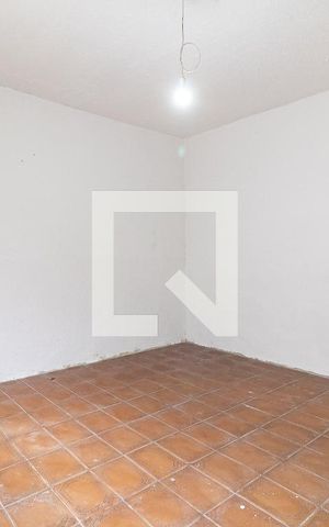 Casa à venda com 100m², 3 quartos e 1 vaga Casa à venda com 100m², 3 quartos e 1 vagaSala