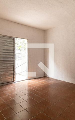 Casa à venda com 100m², 3 quartos e 1 vaga Casa à venda com 100m², 3 quartos e 1 vagaQuarto 1
