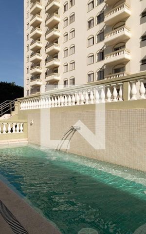 Apartamento à venda com 74m², 3 quartos e 1 vagaÁrea comum - Piscina