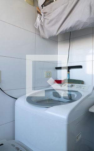 Apartamento à venda com 74m², 3 quartos e 1 vagaÁrea de Serviço