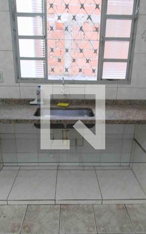 Casa para alugar com 72m², 2 quartos e 1 vagaCozinha