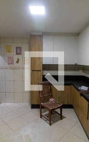 Casa para alugar com 76m², 1 quarto e 2 vagas Casa para alugar com 76m², 1 quarto e 2 vagasCozinha