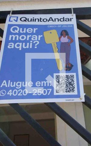Casa para alugar com 82m², 3 quartos e 1 vagaFachada