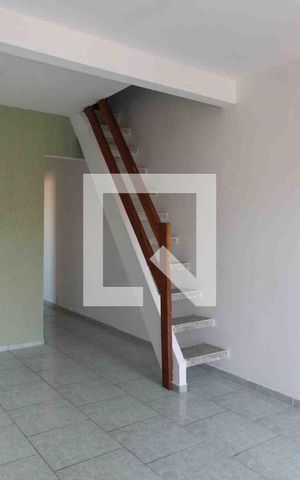 Casa para alugar com 82m², 3 quartos e 1 vagaSala