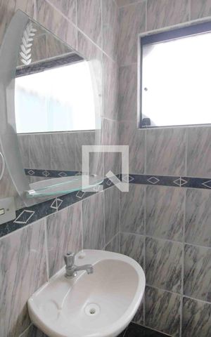 Casa para alugar com 82m², 3 quartos e 1 vagaBanheiro da Suíte 1