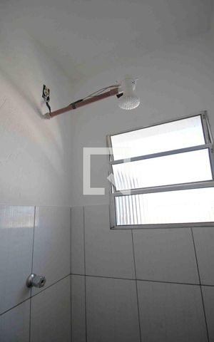 Casa para alugar com 82m², 3 quartos e 1 vagaBanheiro