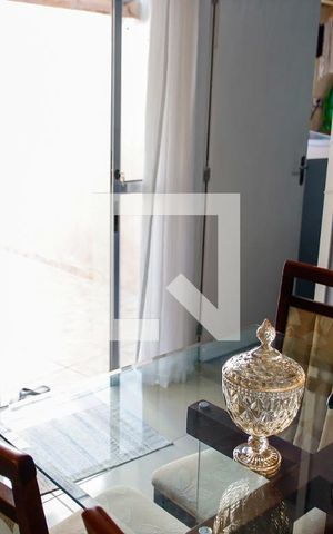 Casa à venda com 160m², 2 quartos e 1 vaga Casa à venda com 160m², 2 quartos e 1 vagasala