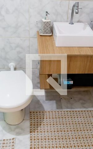 Casa à venda com 160m², 2 quartos e 1 vaga Casa à venda com 160m², 2 quartos e 1 vagaBanheiro