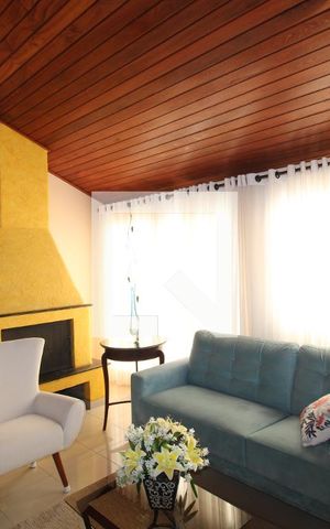 Casa à venda com 400m², 4 quartos e 4 vagasSala 1