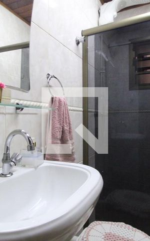 Casa à venda com 400m², 4 quartos e 4 vagasBanheiro de serviço