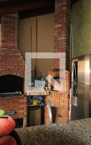 Casa à venda com 400m², 4 quartos e 4 vagasárea de lazer - piscina e churrasqueira