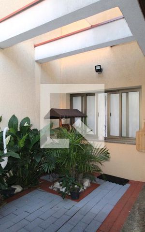 Casa à venda com 400m², 4 quartos e 4 vagasÁrea de Serviço
