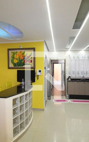 Casa à venda com 400m², 4 quartos e 4 vagascozinha