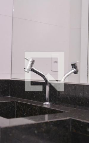 Apartamento à venda com 110m², 2 quartos e 1 vagaBanheiro Social