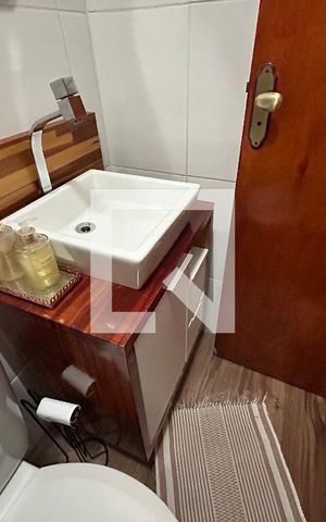 Casa de condomínio à venda com 68m², 2 quartos e 1 vagaBanheiro
