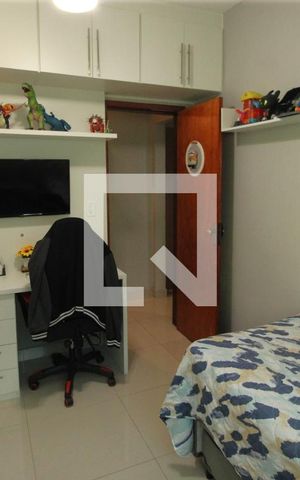 Casa de condomínio à venda com 68m², 2 quartos e 1 vagaQuarto