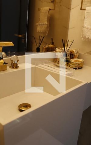 Casa de condomínio à venda com 350m², 3 quartos e 4 vagasLavabo
