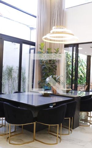 Casa de condomínio à venda com 350m², 3 quartos e 4 vagasSala de Jantar