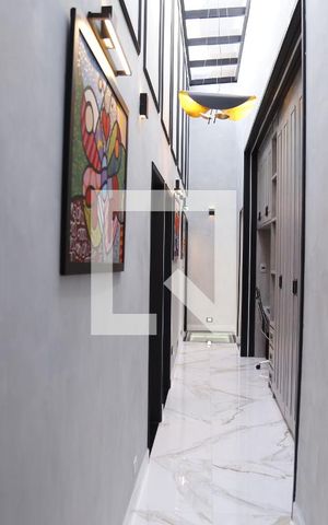 Casa de condomínio à venda com 350m², 3 quartos e 4 vagasCorredor