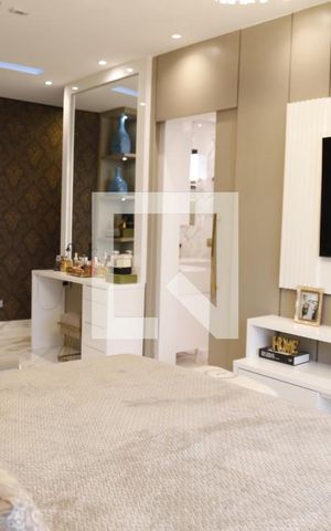 Casa de condomínio à venda com 350m², 3 quartos e 4 vagasSuíte 3