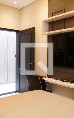 Casa de condomínio à venda com 350m², 3 quartos e 4 vagasSuíte 1
