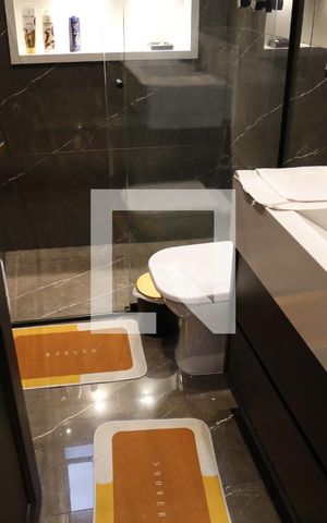 Casa de condomínio à venda com 350m², 3 quartos e 4 vagasBanheiro da Suíte 1
