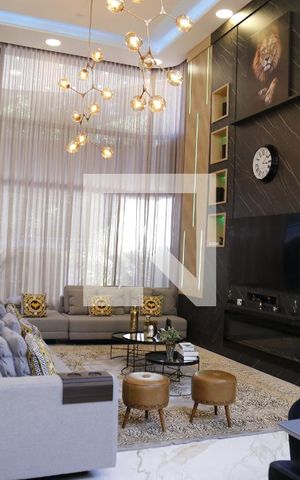 Casa de condomínio à venda com 350m², 3 quartos e 4 vagasSala de Estar
