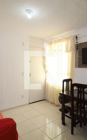 Apartamento à venda com 77m², 2 quartos e 1 vagaSala