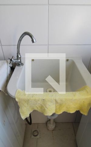 Apartamento à venda com 77m², 2 quartos e 1 vagaÁrea de serviço
