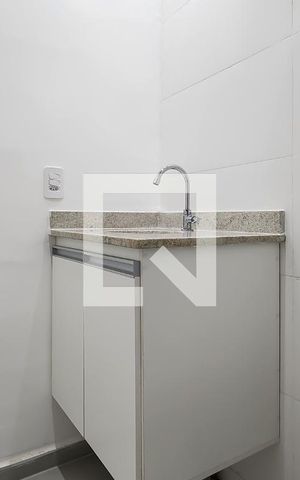Apartamento para alugar com 55m², 2 quartos e 1 vaga Apartamento para alugar com 55m², 2 quartos e 1 vagaBanheiro