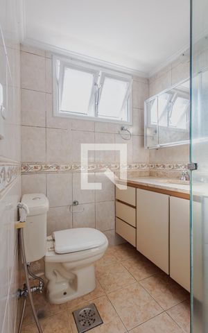 Apartamento para alugar com 104m², 3 quartos e 2 vagas Apartamento para alugar com 104m², 3 quartos e 2 vagasBanheiro da Suíte