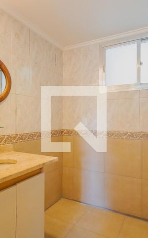 Apartamento para alugar com 104m², 3 quartos e 2 vagas Apartamento para alugar com 104m², 3 quartos e 2 vagasBanheiro