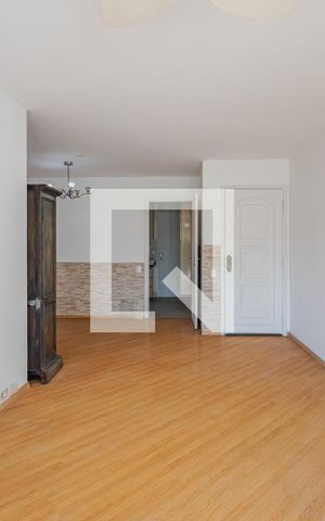 Apartamento para alugar com 104m², 3 quartos e 2 vagas Apartamento para alugar com 104m², 3 quartos e 2 vagasSala