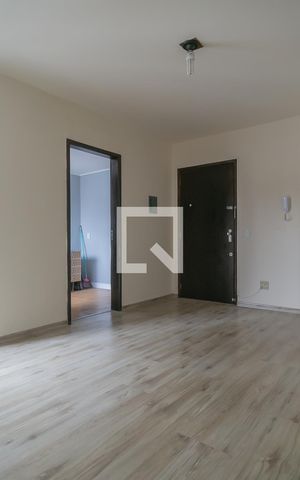 Apartamento à venda com 43m², 1 quarto e sem vaga Apartamento à venda com 43m², 1 quarto e sem vagaSala