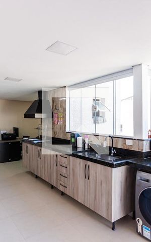 Apartamento à venda com 135m², 4 quartos e 2 vagas Apartamento à venda com 135m², 4 quartos e 2 vagasÁrea Gourmet