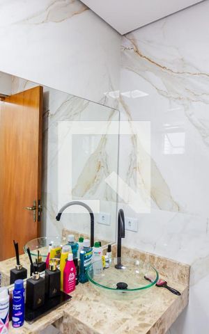 Apartamento à venda com 135m², 4 quartos e 2 vagas Apartamento à venda com 135m², 4 quartos e 2 vagasEspelho