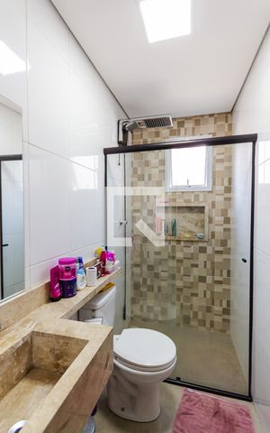 Apartamento à venda com 135m², 4 quartos e 2 vagas Apartamento à venda com 135m², 4 quartos e 2 vagasBanheiro
