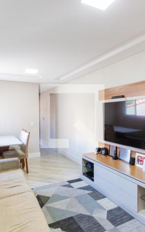 Apartamento à venda com 135m², 4 quartos e 2 vagas Apartamento à venda com 135m², 4 quartos e 2 vagasSala