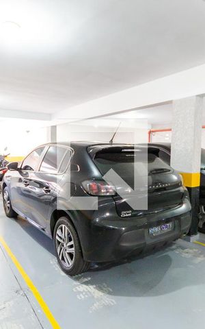 Apartamento à venda com 135m², 4 quartos e 2 vagas Apartamento à venda com 135m², 4 quartos e 2 vagasGaragem