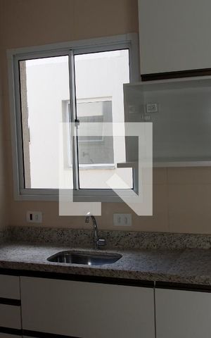Apartamento para alugar com 68m², 3 quartos e 2 vagasCozinha