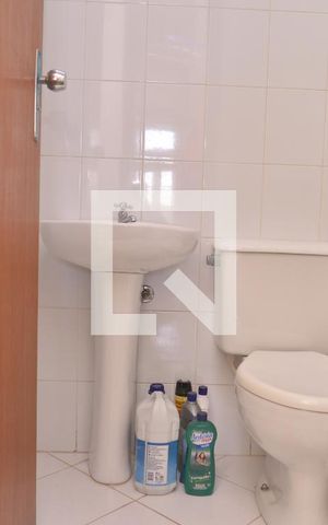 Casa à venda com 256m², 3 quartos e 3 vagasBanheiro de serviço