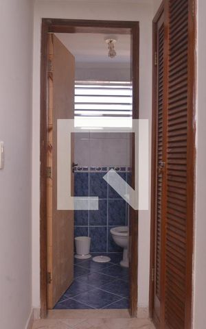Casa à venda com 256m², 3 quartos e 3 vagasCorredor 