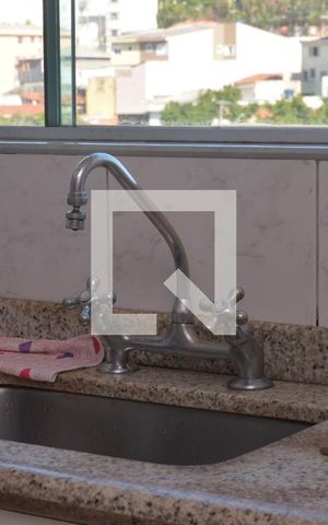 Casa à venda com 256m², 3 quartos e 3 vagasCozinha 