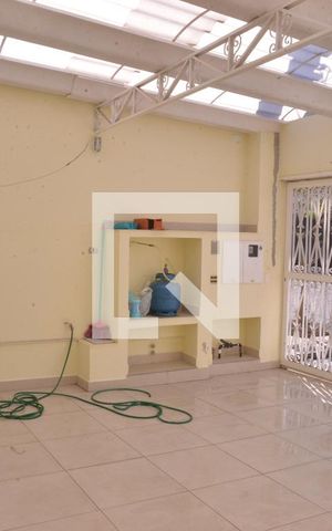 Casa à venda com 256m², 3 quartos e 3 vagasÁrea comum