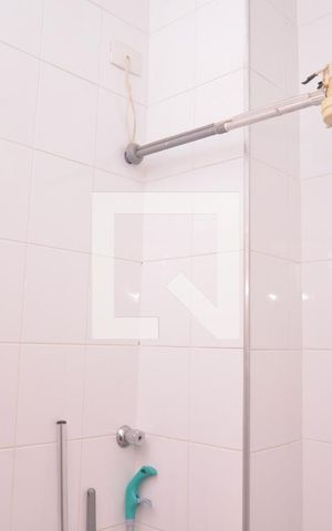 Casa à venda com 256m², 3 quartos e 3 vagasBanheiro de serviço