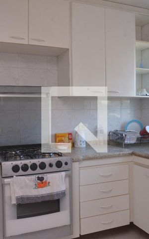 Casa à venda com 256m², 3 quartos e 3 vagasCozinha 