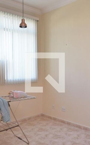 Casa à venda com 256m², 3 quartos e 3 vagasQuarto de serviço