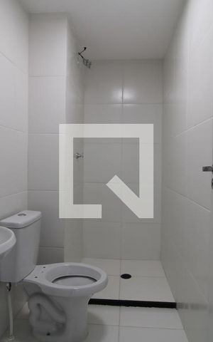 Apartamento à venda com 33m², 2 quartos e sem vagaBanheiro