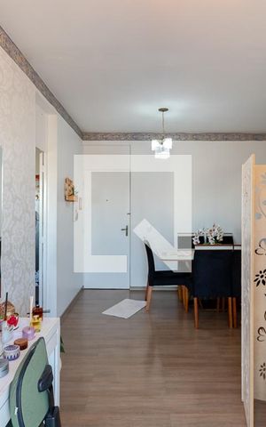 Apartamento à venda com 68m², 3 quartos e 1 vaga Apartamento à venda com 68m², 3 quartos e 1 vagaSala